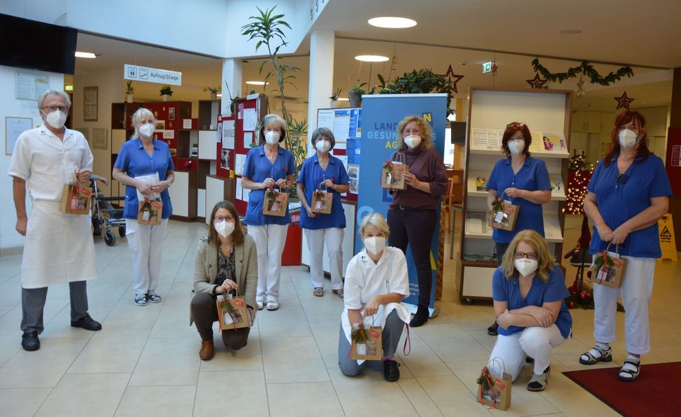Gruppenfoto mit Geschenksacker