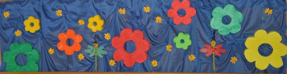 Frühlingsblumen als Dekoration